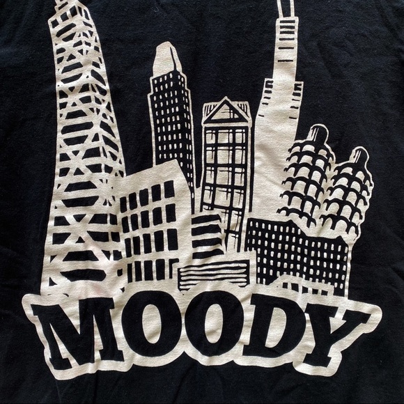 Emo black shirt Moody size small city scape - Picture 4 of 4